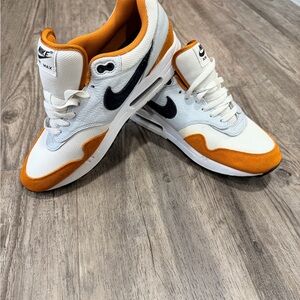 Nike Air Max White & Orange Sneakers